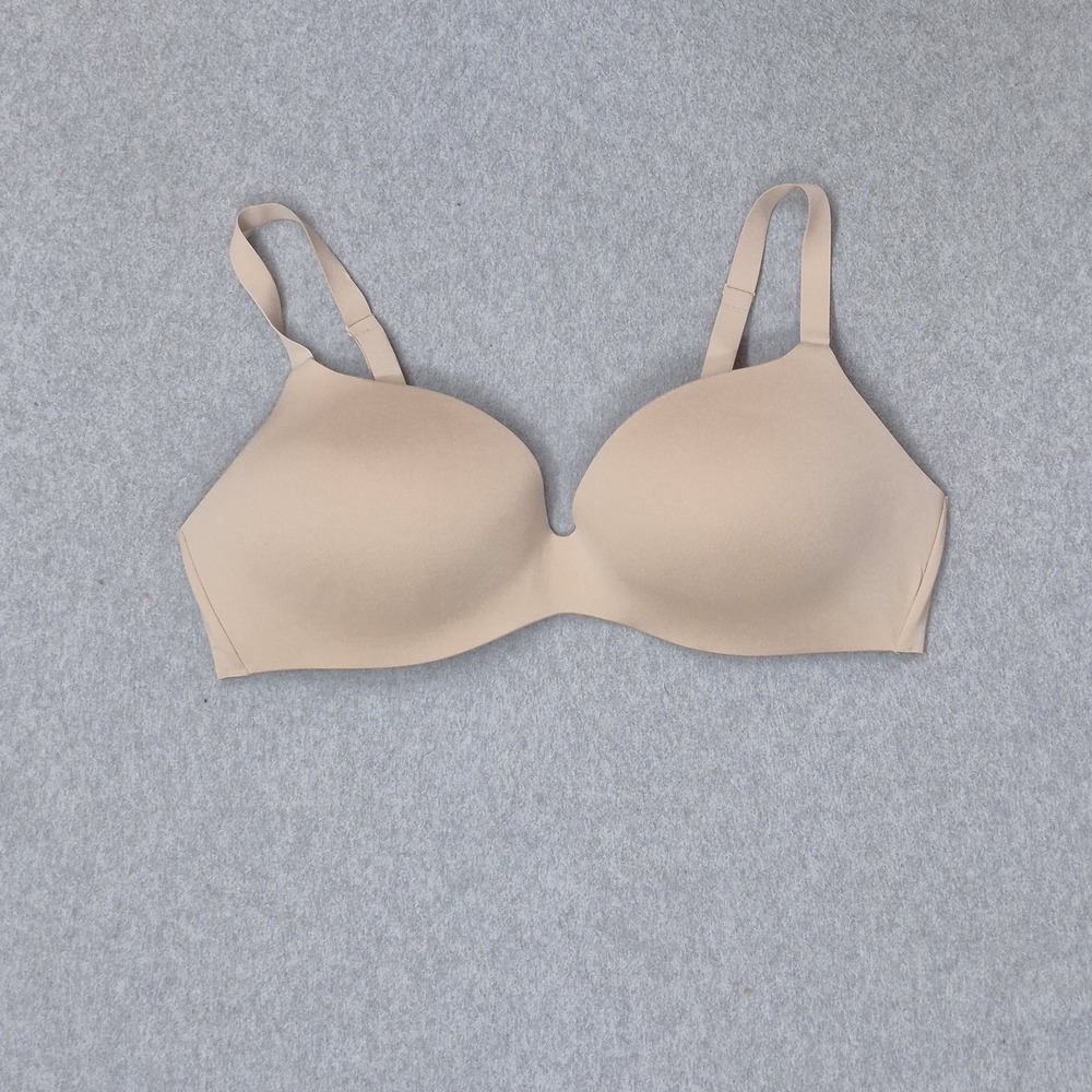 Uniqlo Women Bra 38/40 B C Beige T Shirt Wireless Strap Adjustable